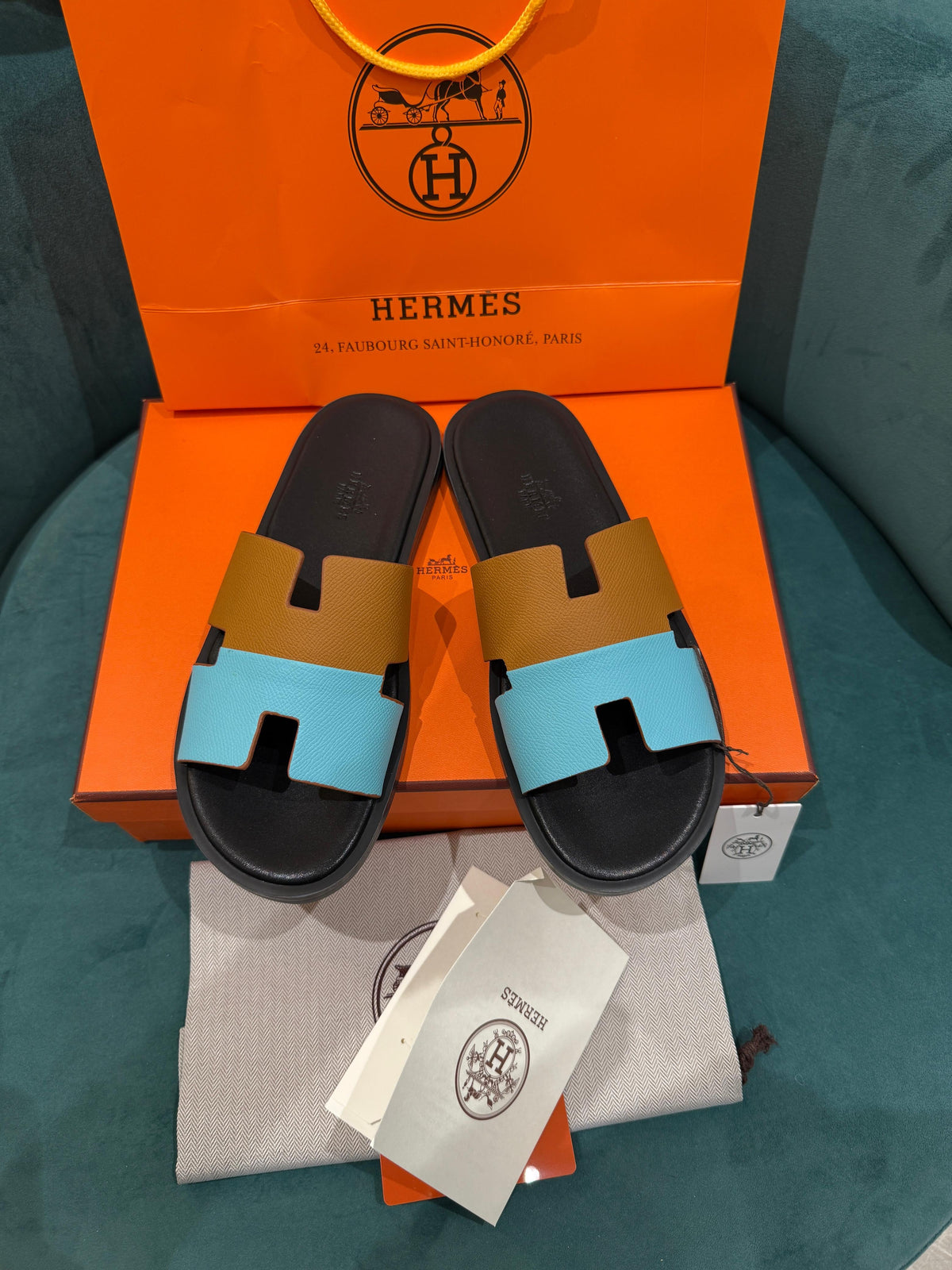 Hermes IZMIR Slide 'DOUBLE TONE”