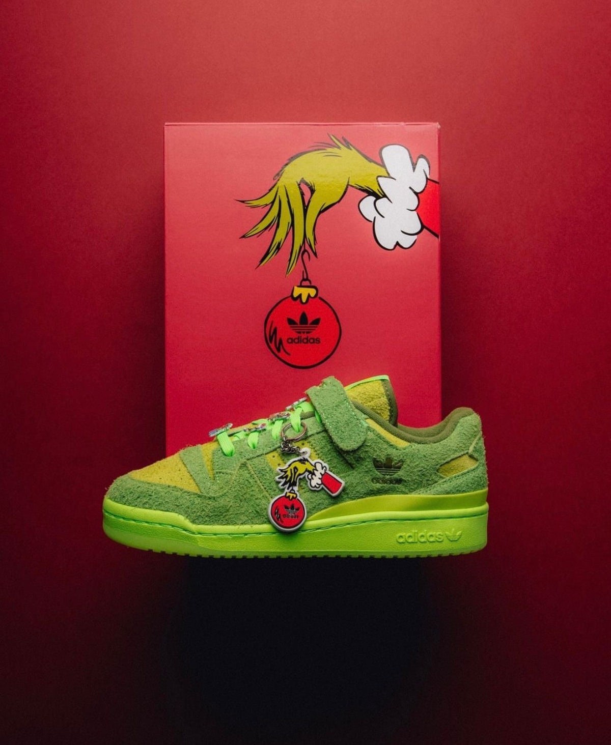 ๐๐ฑ๐ถ๐ฑ๐ฎ๐ โForum low GRINCHโ