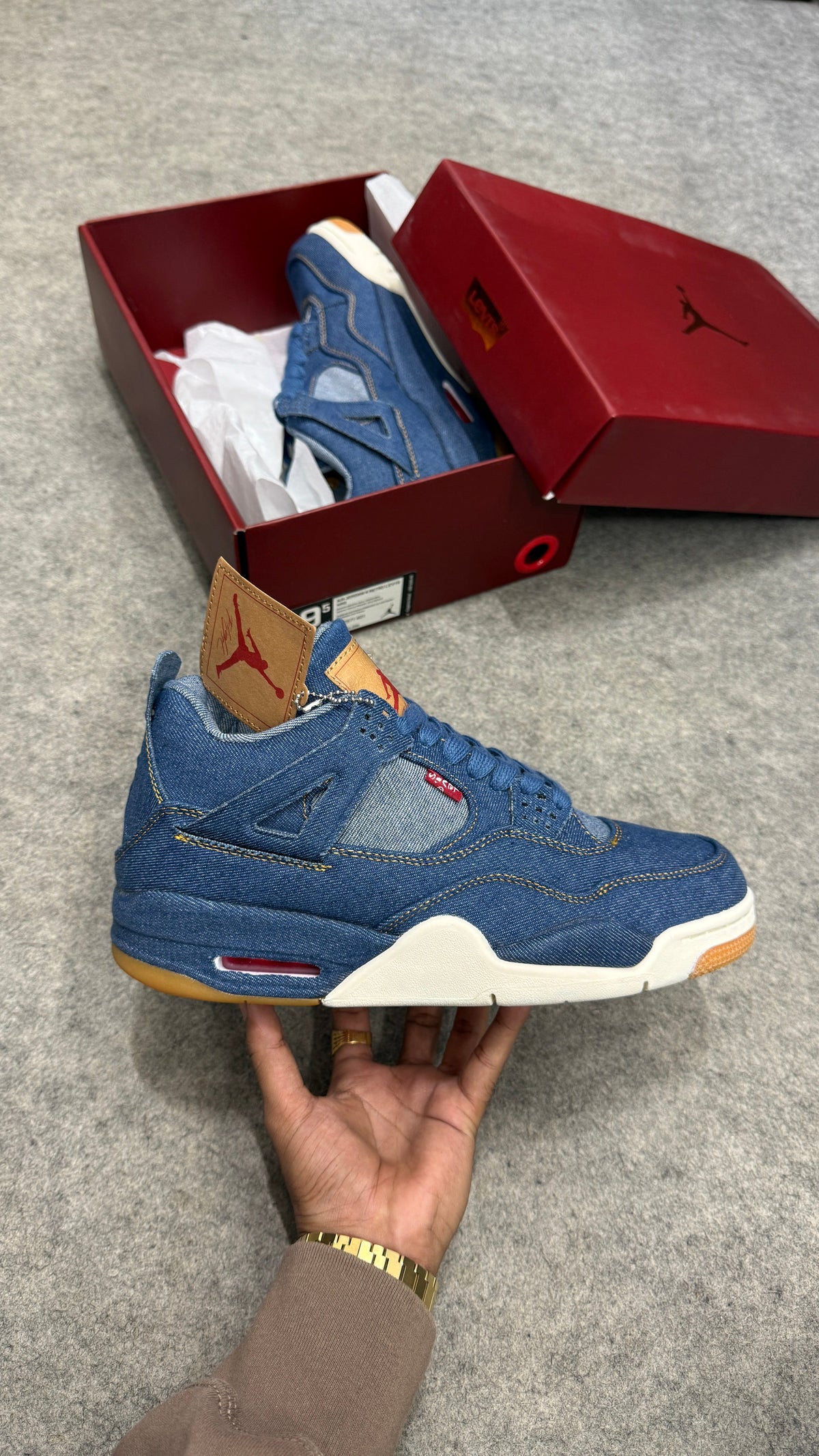 Retro 4 'Levis Denim'
