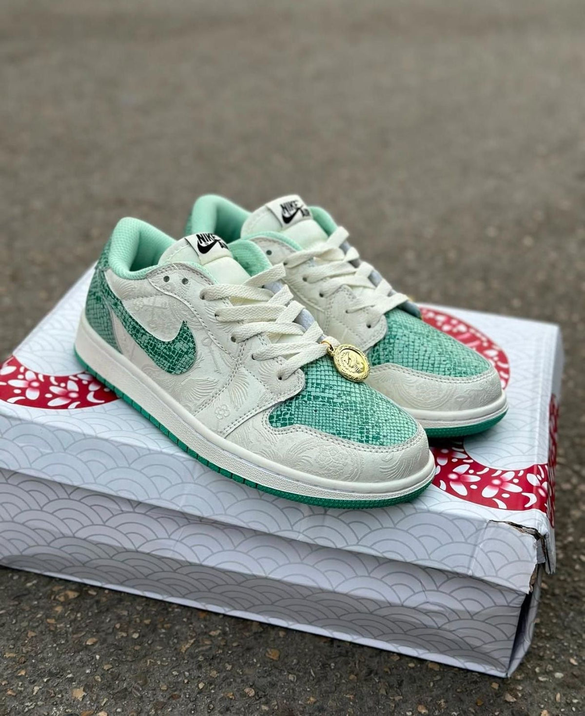 AJ1 Low 'Year of the Snake”