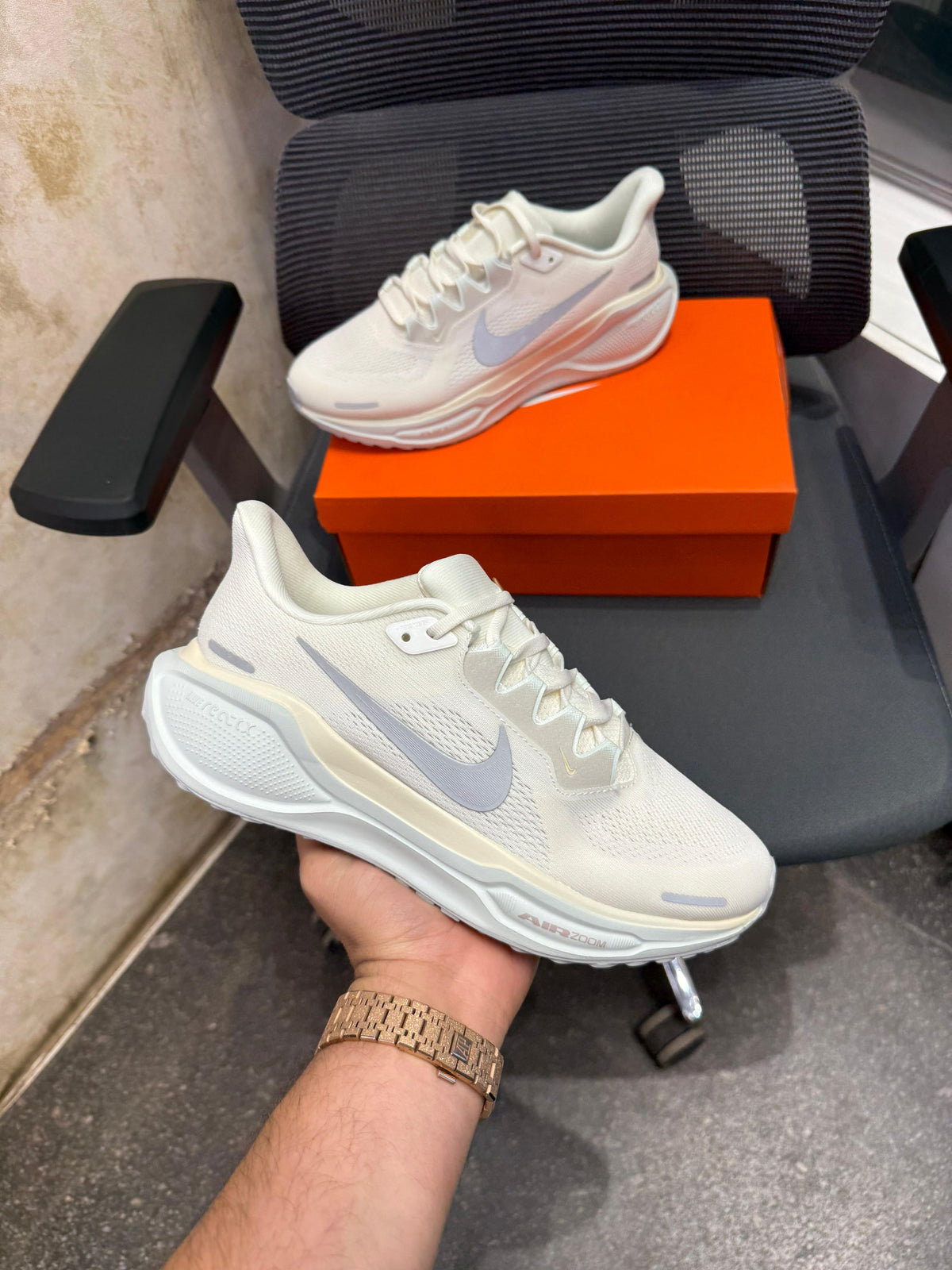 Nike Air Zoom “Peguses -pale ivory “