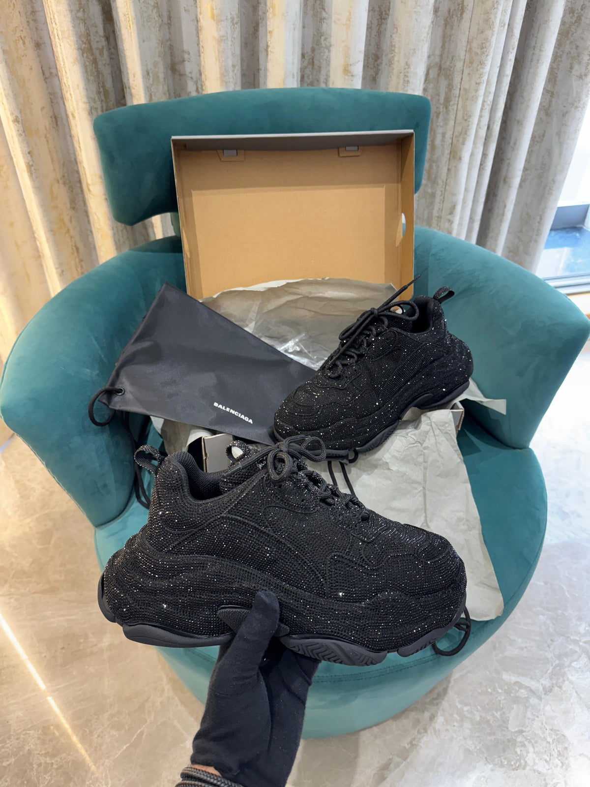 Balenciaga Triple S Black Diamond π