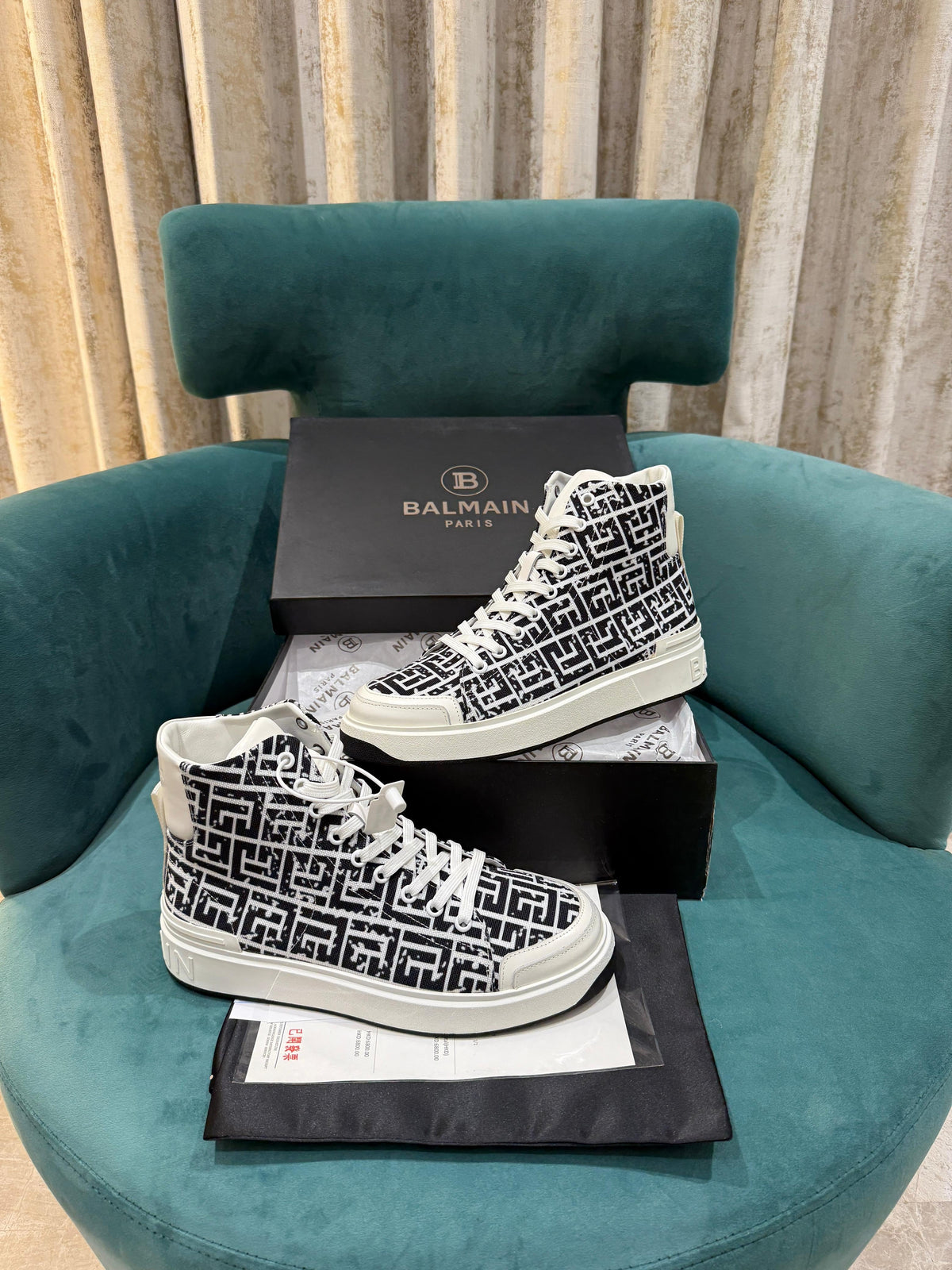 Balmain B-Court High Top Monogram ๐