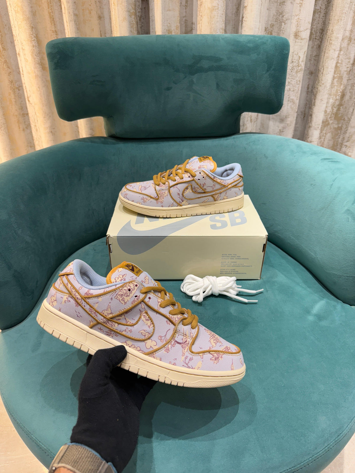 Nike SB Dunk Low ‘City Of Style’