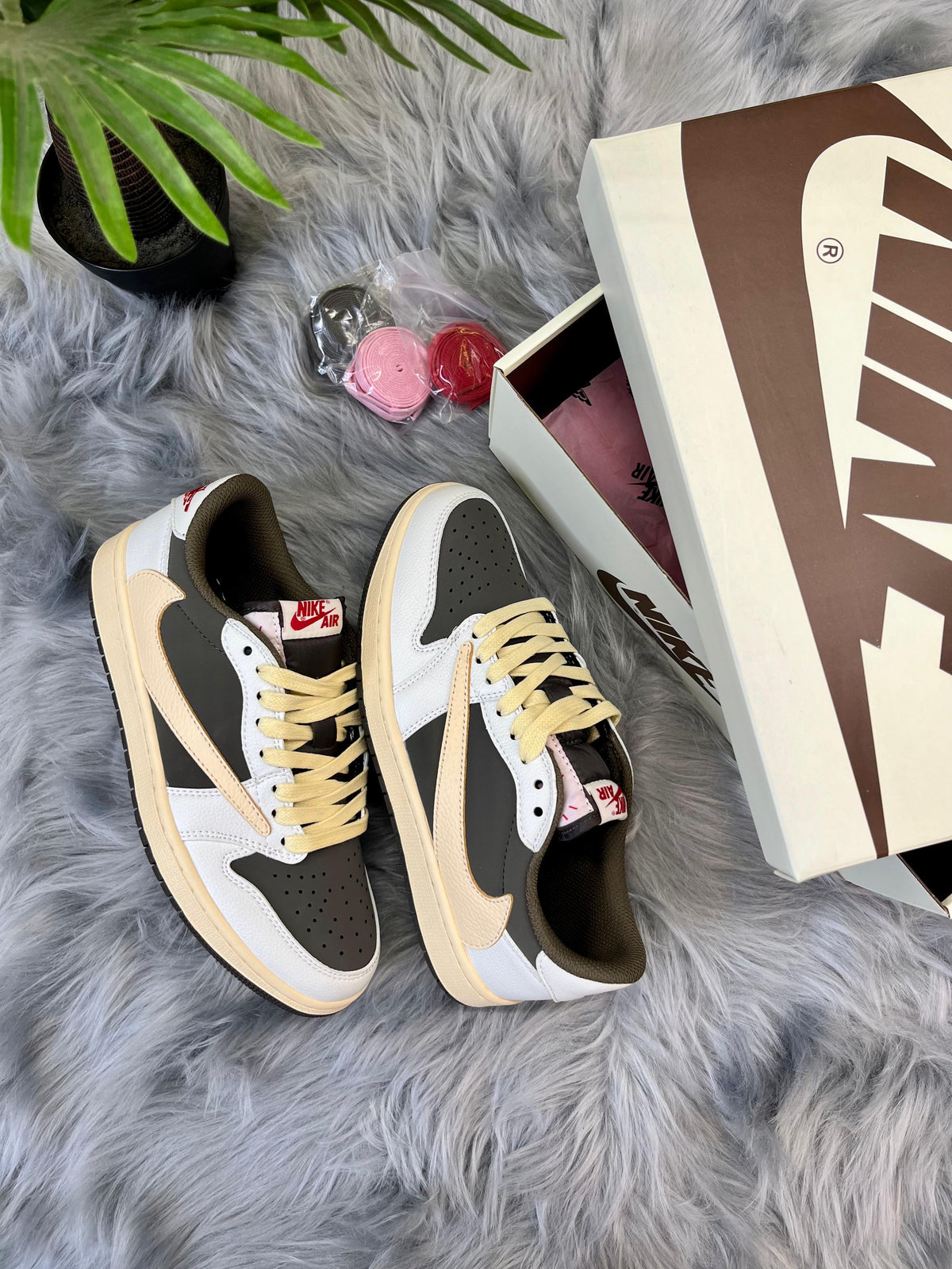 AJ 1 Low x Travis Scott 'Reverse Mocha'(semi Ua)