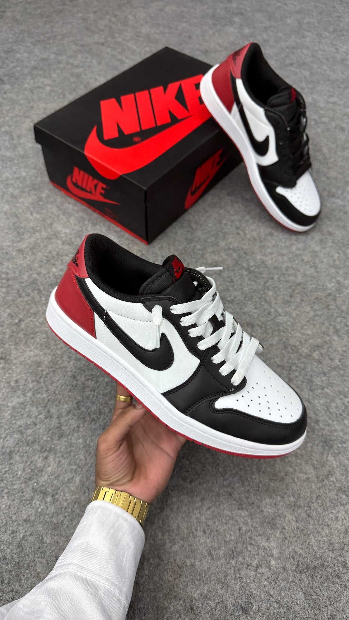AJ1 Low 'Black Toe'