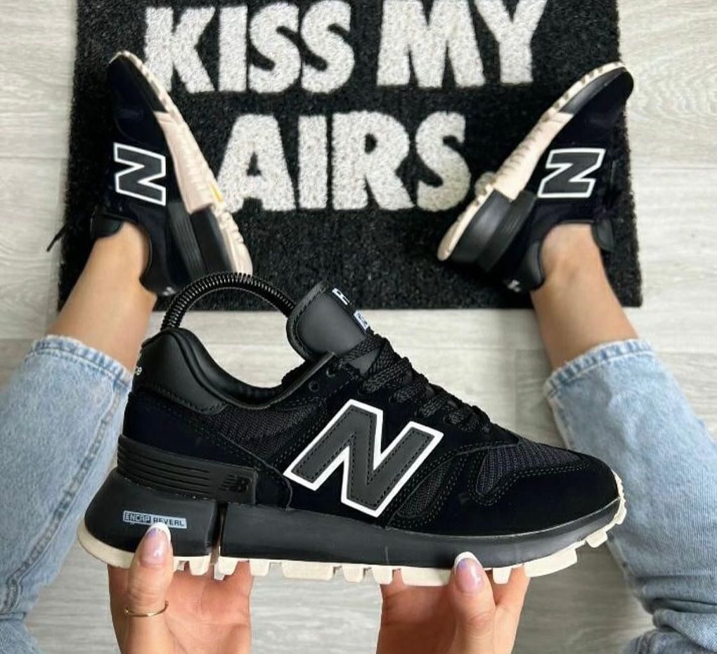 New Balance RC 1300 Black