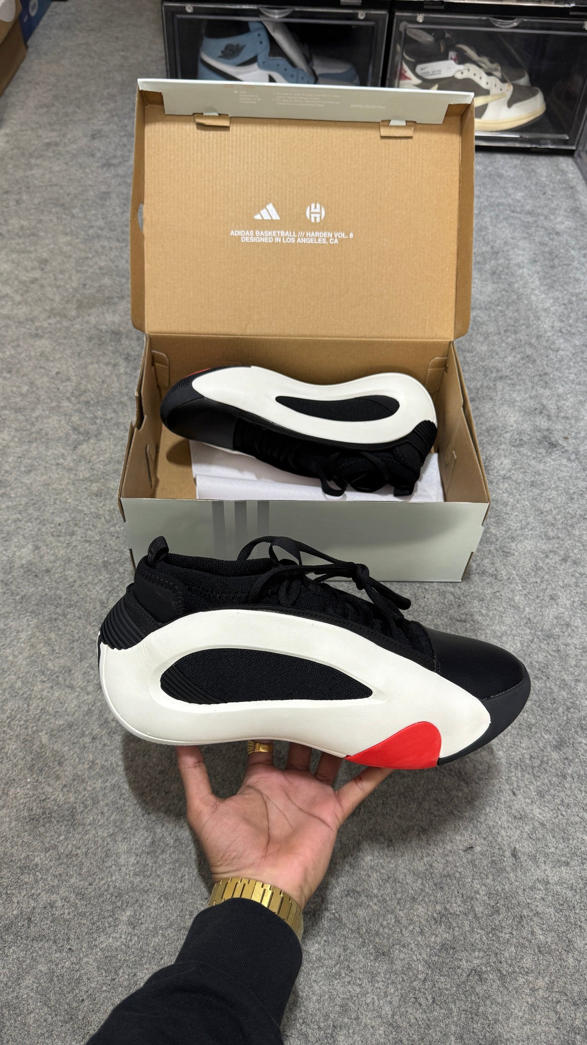 Adidas Harden Volume 8 pioneer