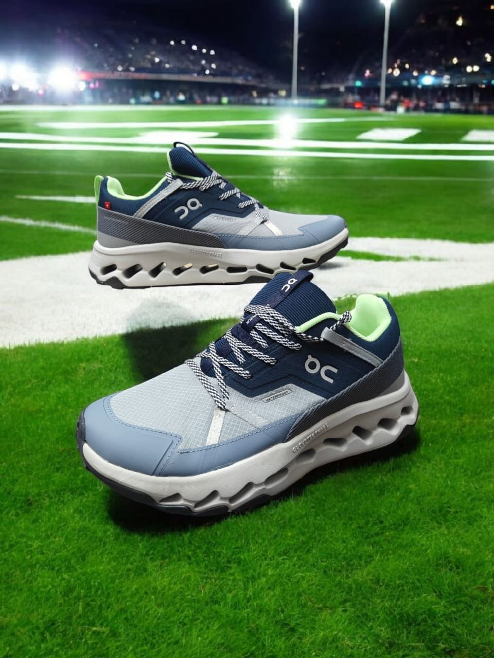 On Running cloud (HORIZON NAVY GREY)