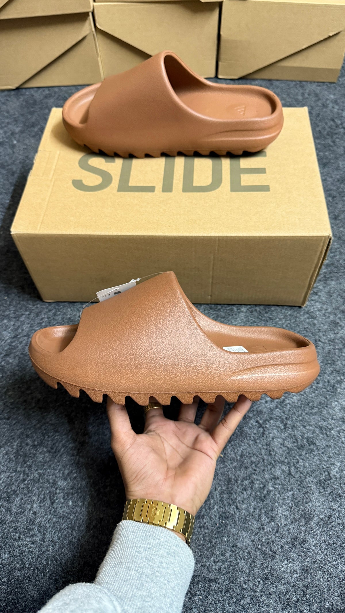 Yeezy slide 'FLAX' (UA)