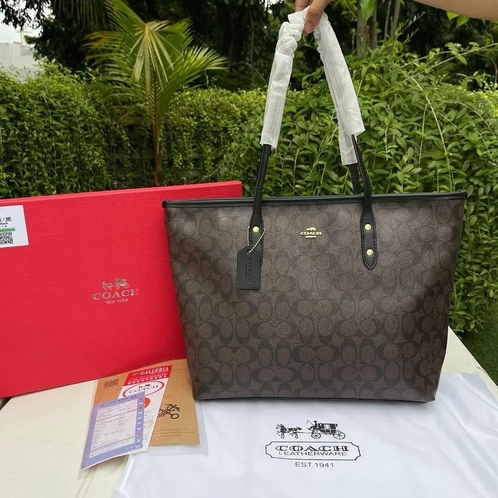 Coach Signature City Tote bag