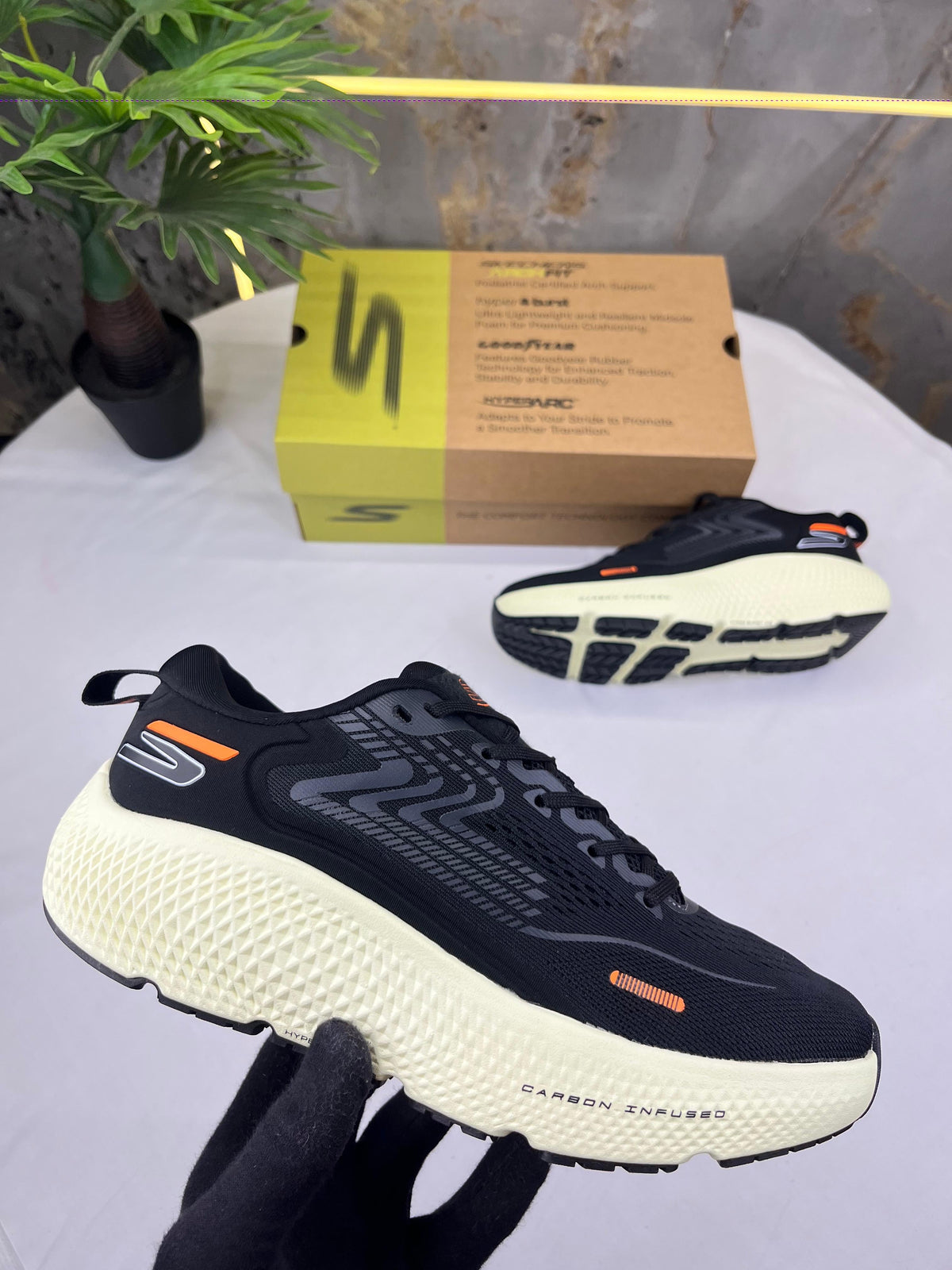 SKETCHERS ROAD 6 ( black / beige)