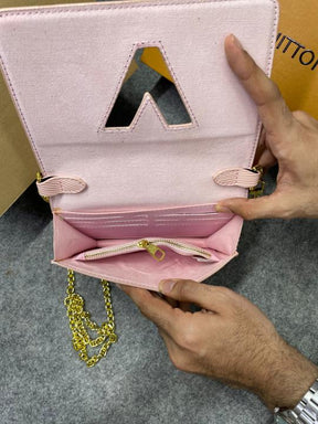 Louis Vuitton Twist MM Bag Crafted Epi Leather Sling Chain Strap Pink