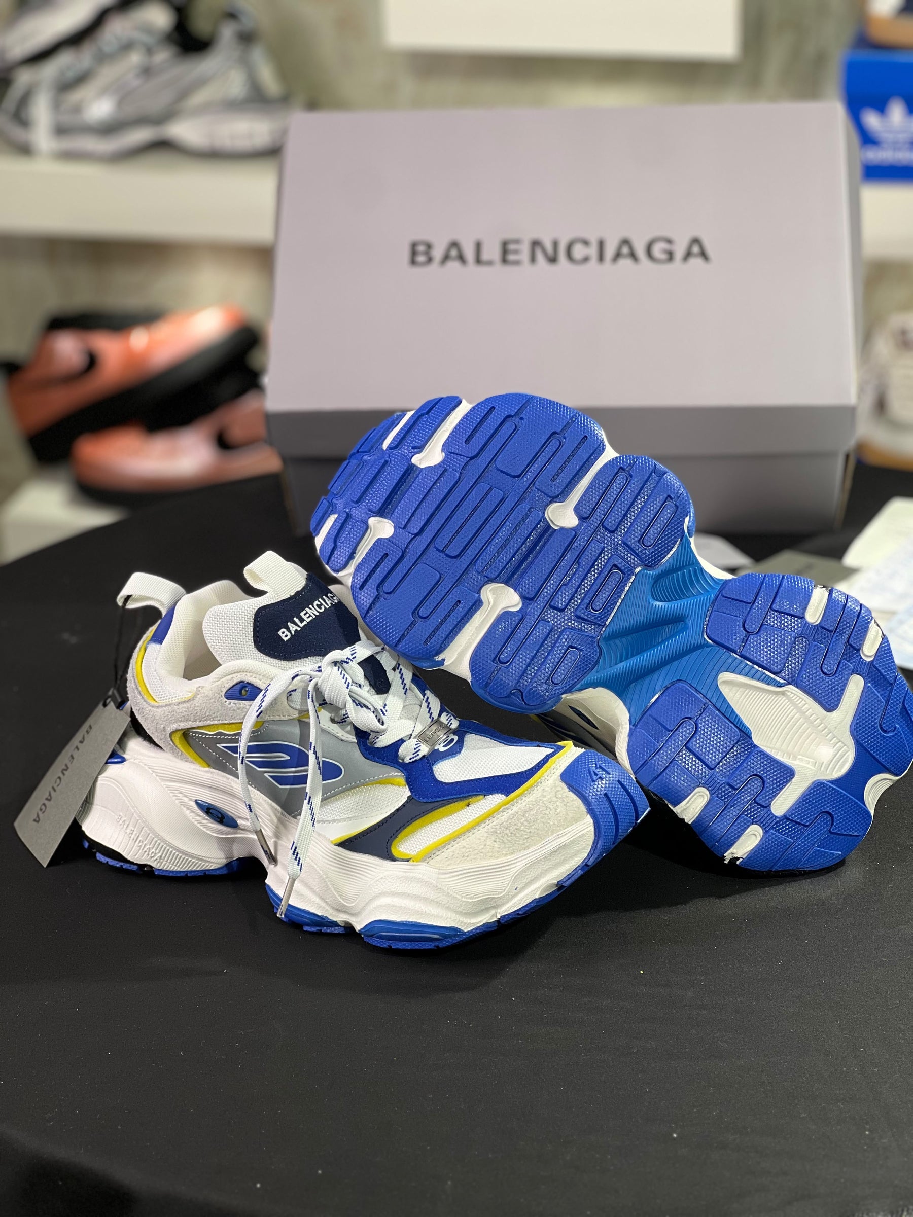 Balenciaga Cargo 10xl Sneaker