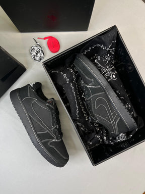AJ 1 Low X Travis Low Phantom