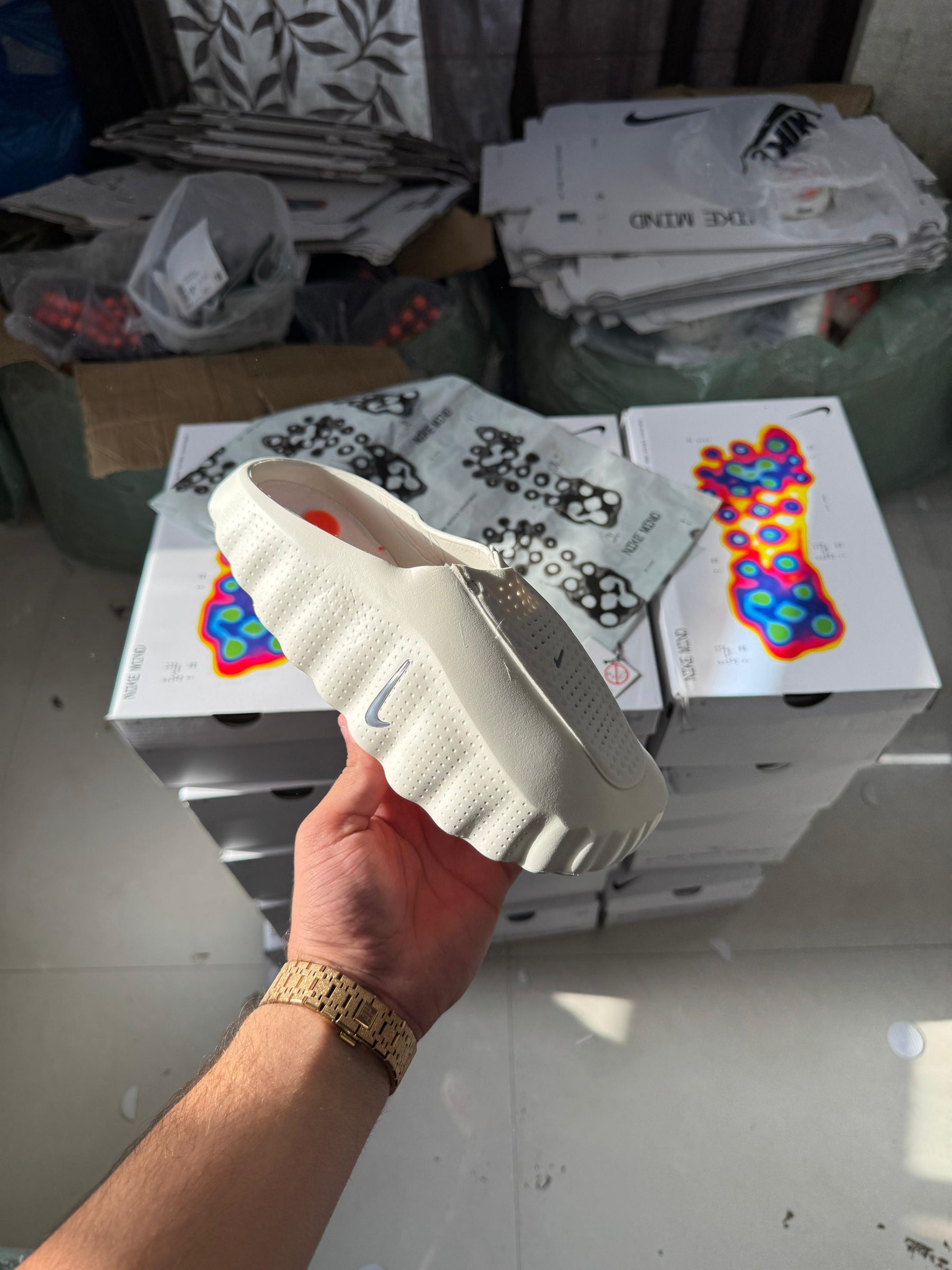 Nike Mind 001 Light Bone Mules