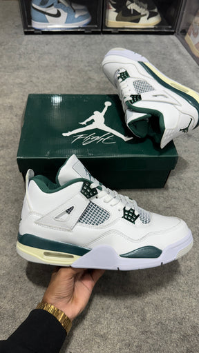 Retro 4 'Oxidised Green'