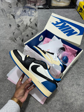 AJ 1 Low x Travis Scott 'Fragment' (UA)