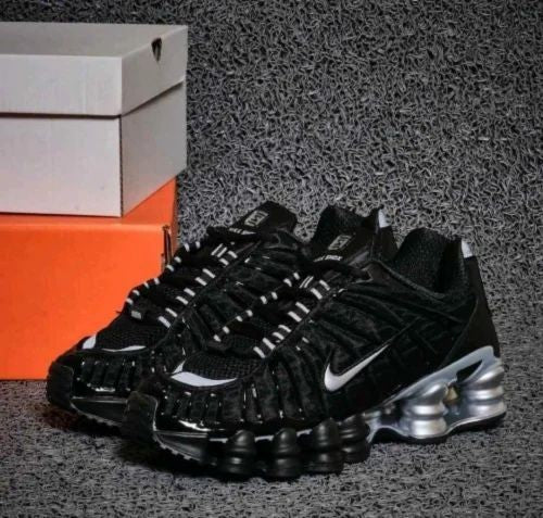 Nike Airmax SHOX 'Black Metallic Silver'