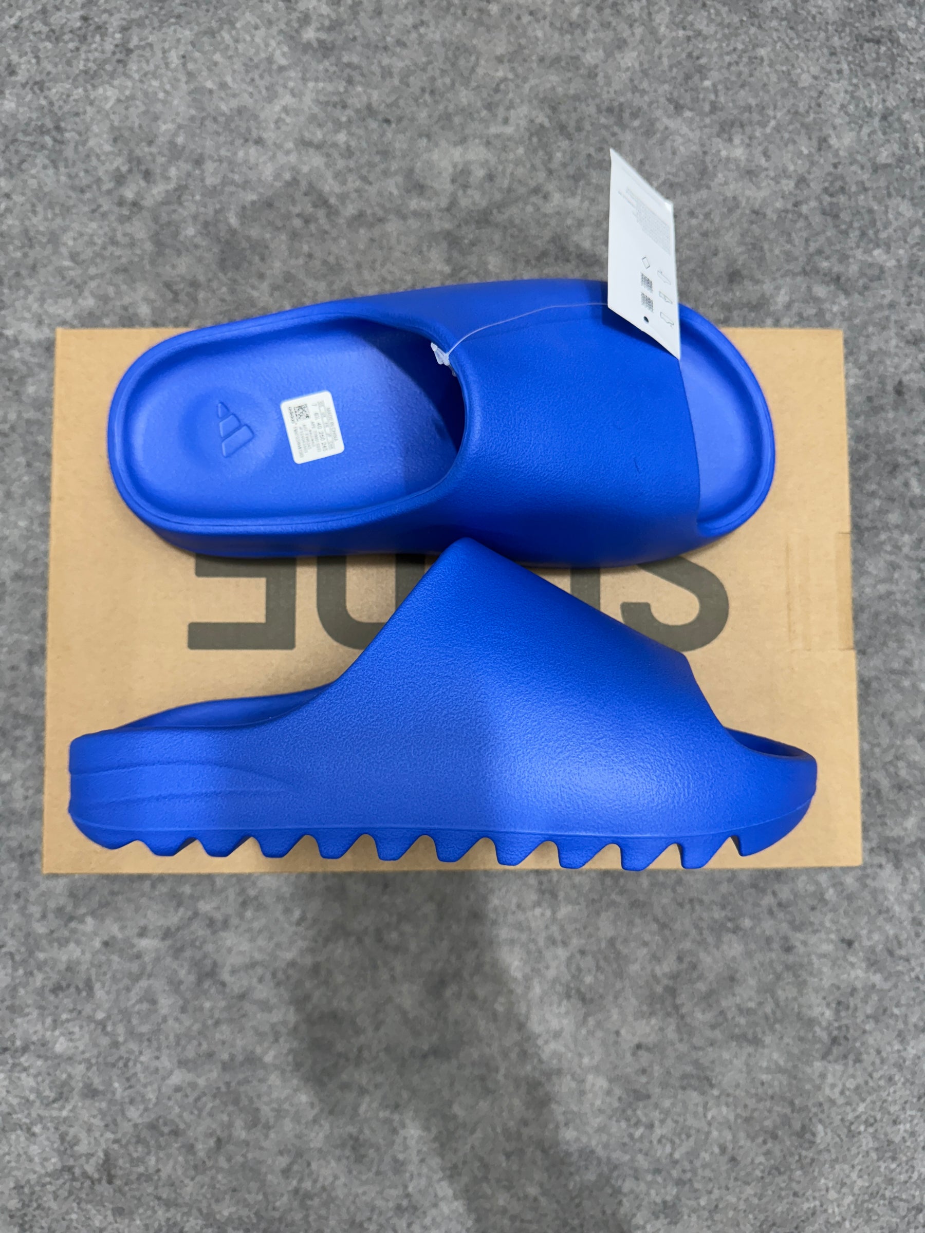 Yeezy slide 'AZURE' (UA)