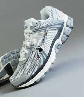 Nike Zoom Vomero 5 ‘White Metallic Silver'