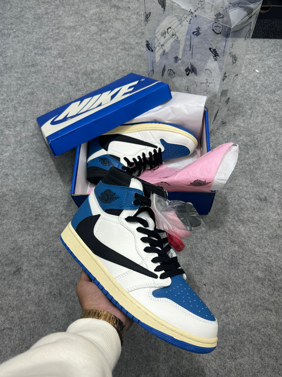 AJ 1 High x Travis Scott 'Fragment'