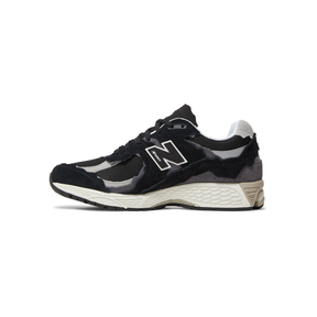 New Balance 2002R Protection Pack 'Black Grey'