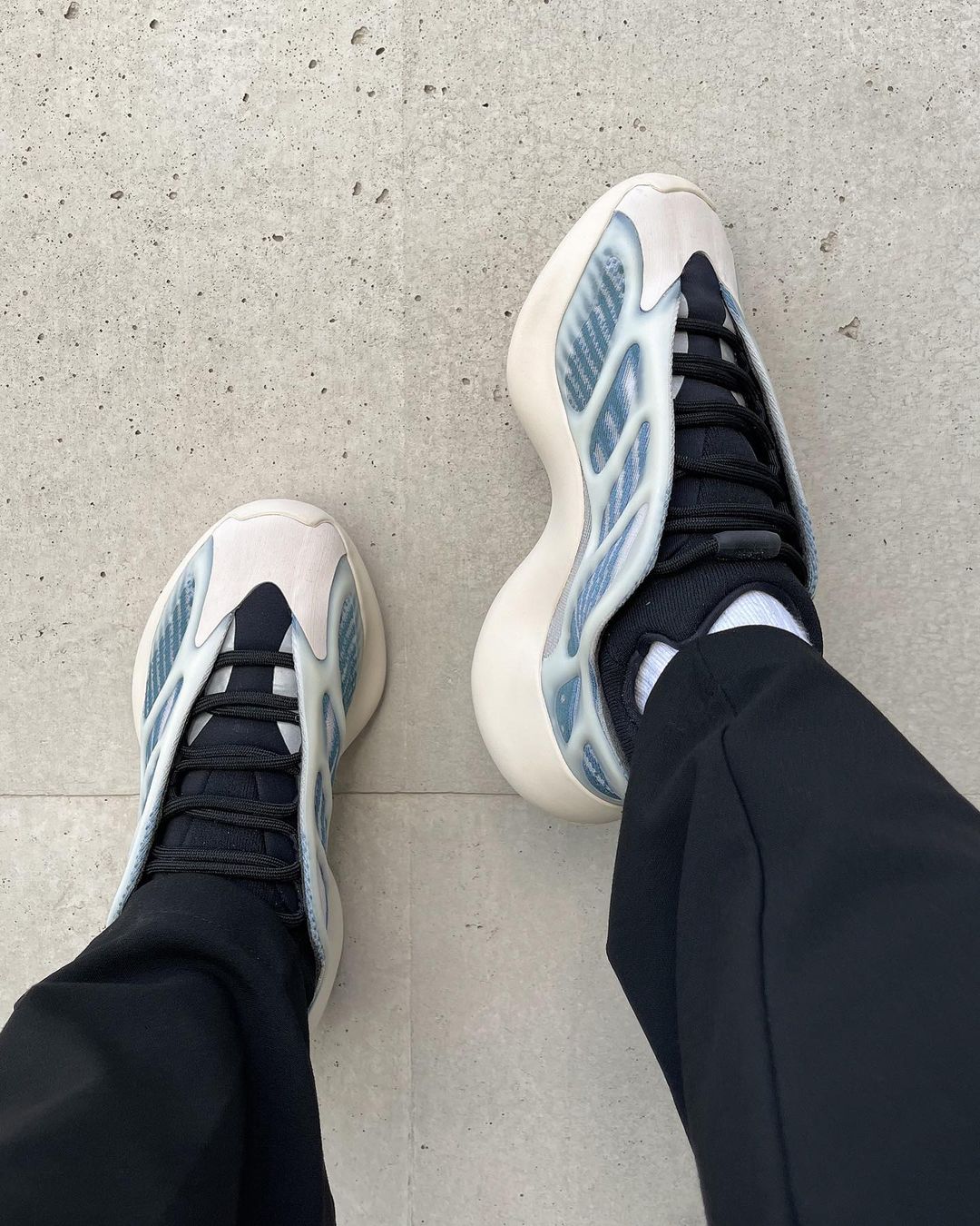 Yeezy 700 V3 'Kyanite' (UA)