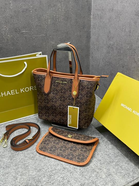 Michael Kors XS 1719 Eliza Logo Tote Bag With Pouch