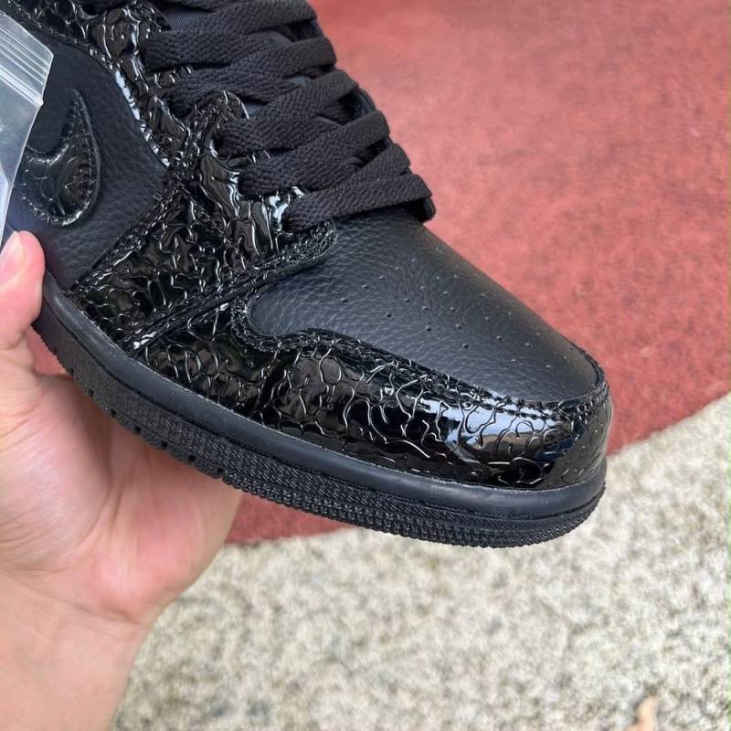 AJ 1 Low SE Patent Elephant Black