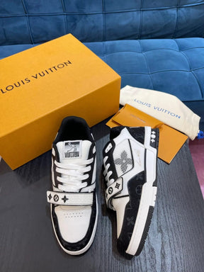 Louis Vuitton Trainer 'Black Velcro'