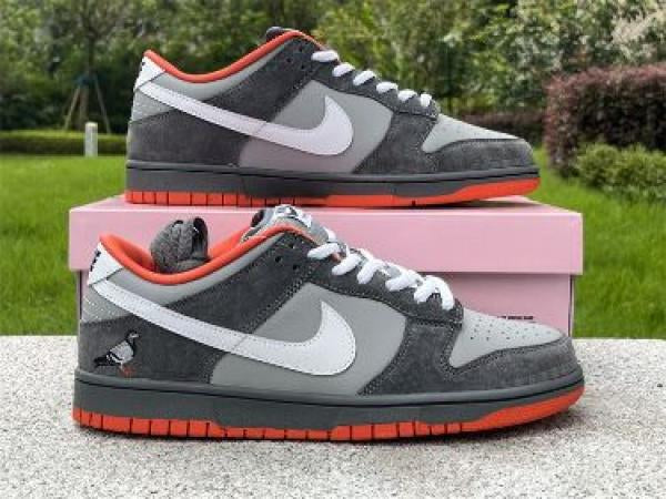 Jeff Staple x Dunk Low Pro SB Pigeon Suede