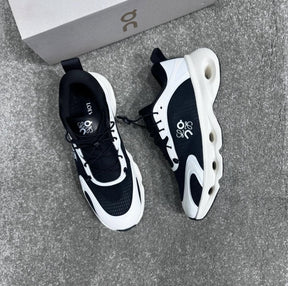 LOEWE x ON CLOUD Solo white black