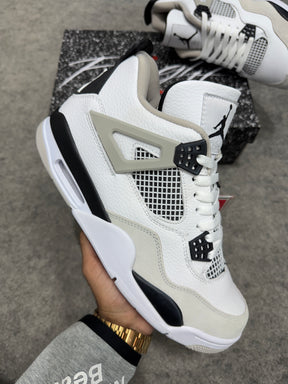 Retro 4 'Military Black'