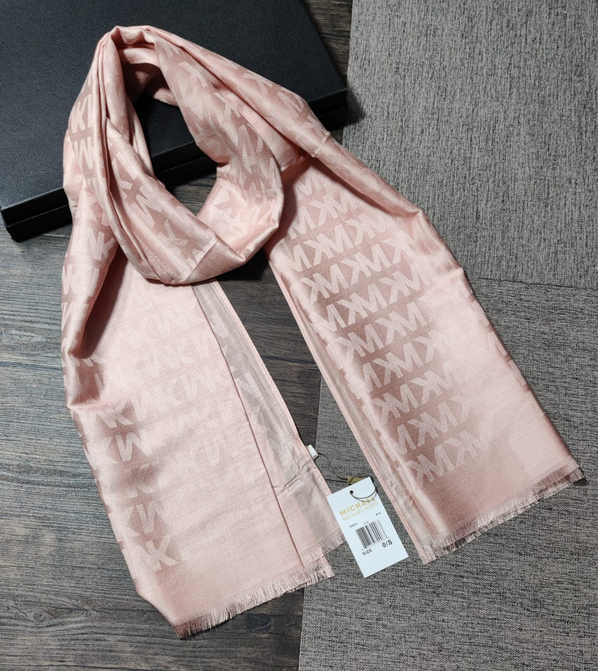 SCARFS (premium brands mix)
