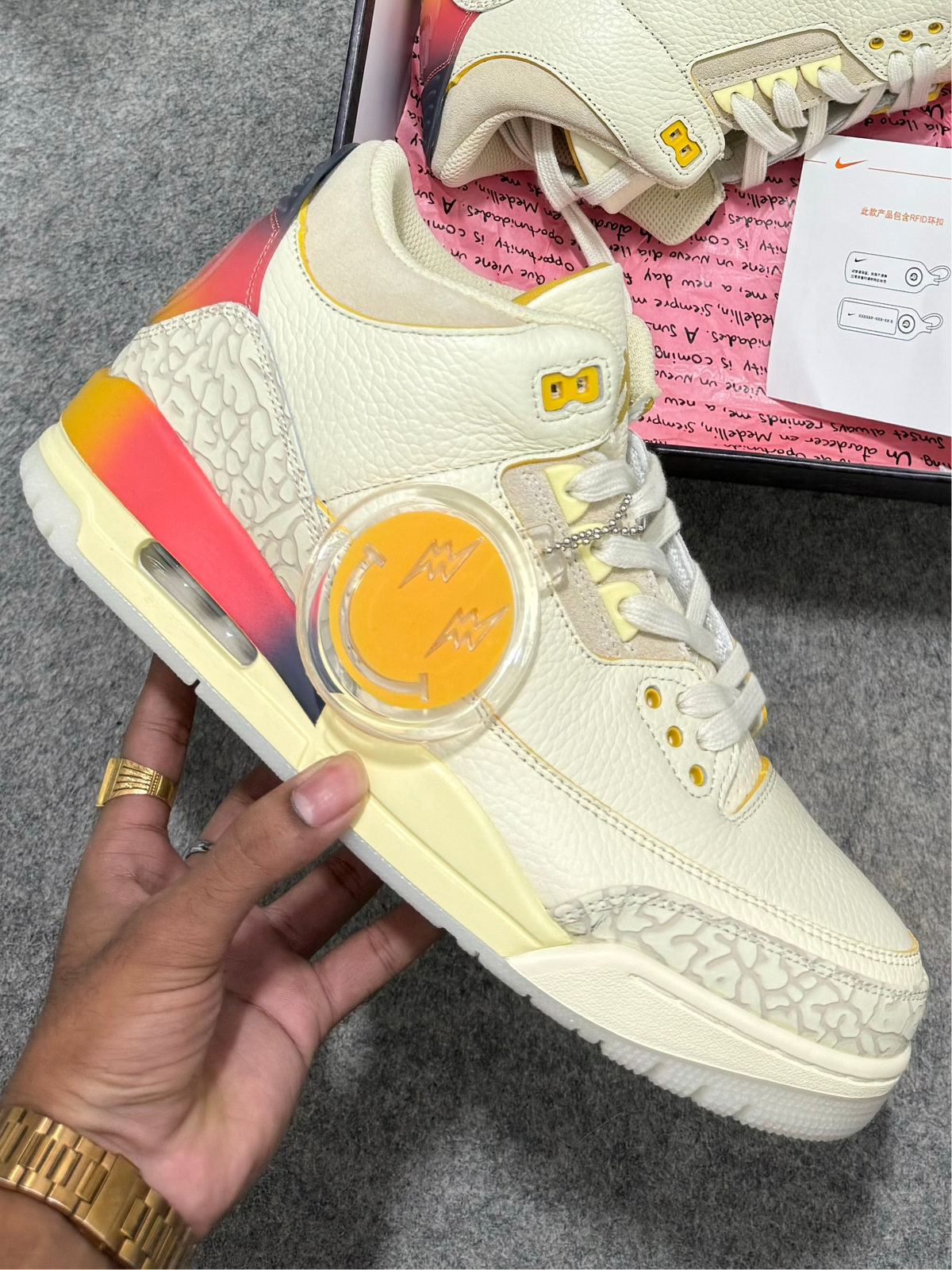 Retro 3 x J Balvin 'Sunset' (UA)