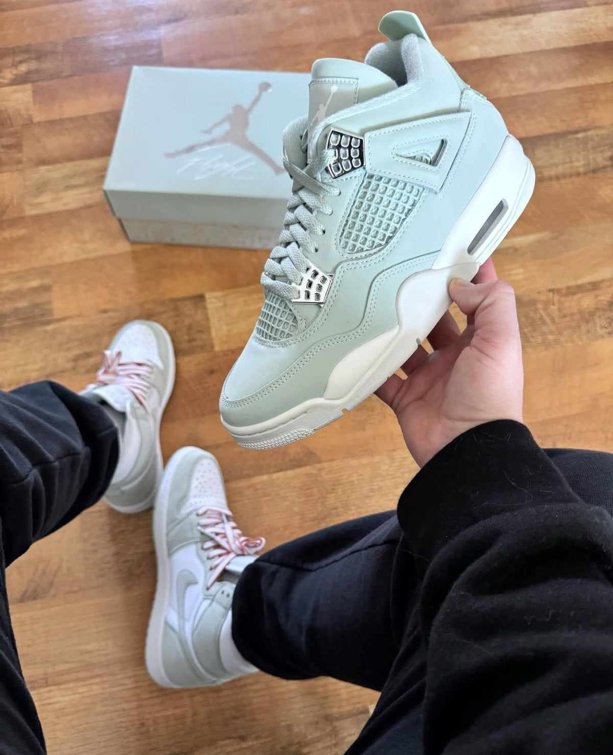 Retro 4 'Abundance'