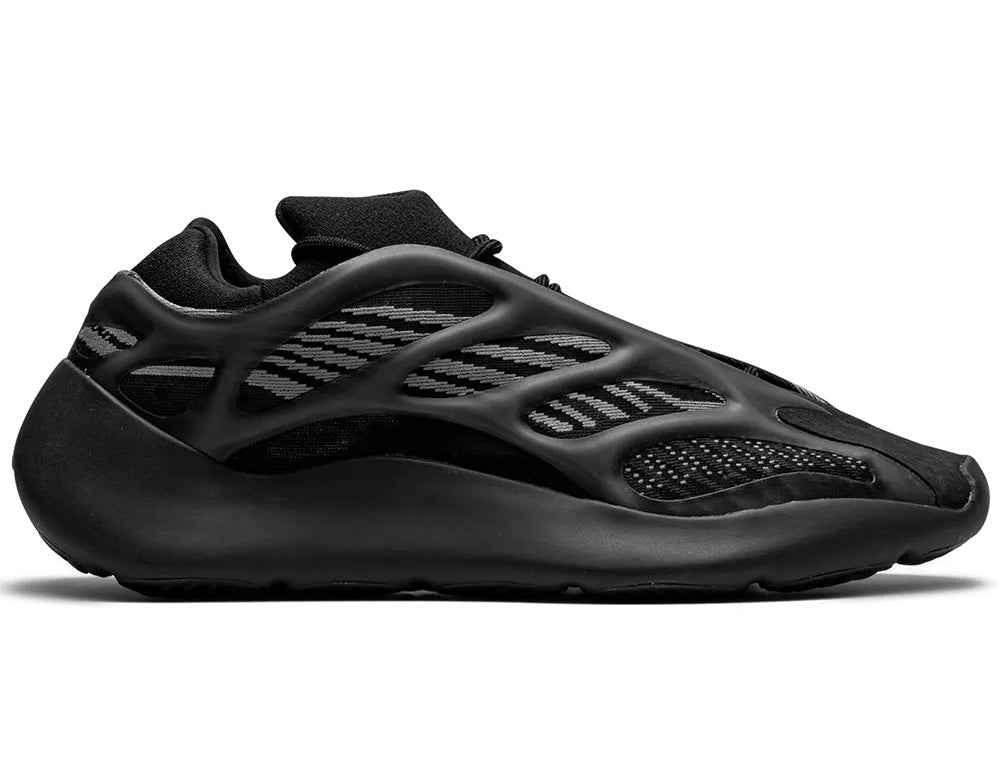 Yeezy 700 V3 'Alvah' (UA)