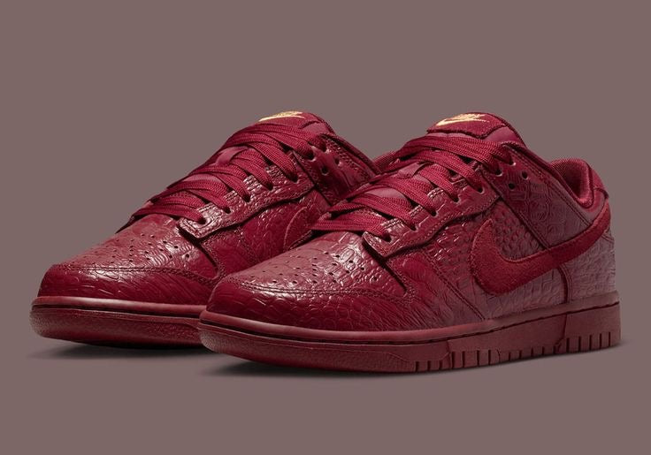 Dunk Low 'Team Red Croc'