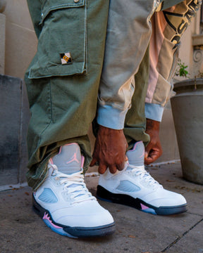 Retro 5 'Medium Soft Pink'