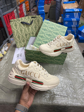 GUCCI RHYTHON GG Vintage Logo