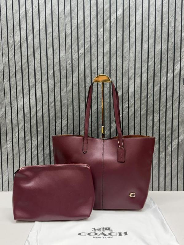 Coach North Tote bag With Pouch