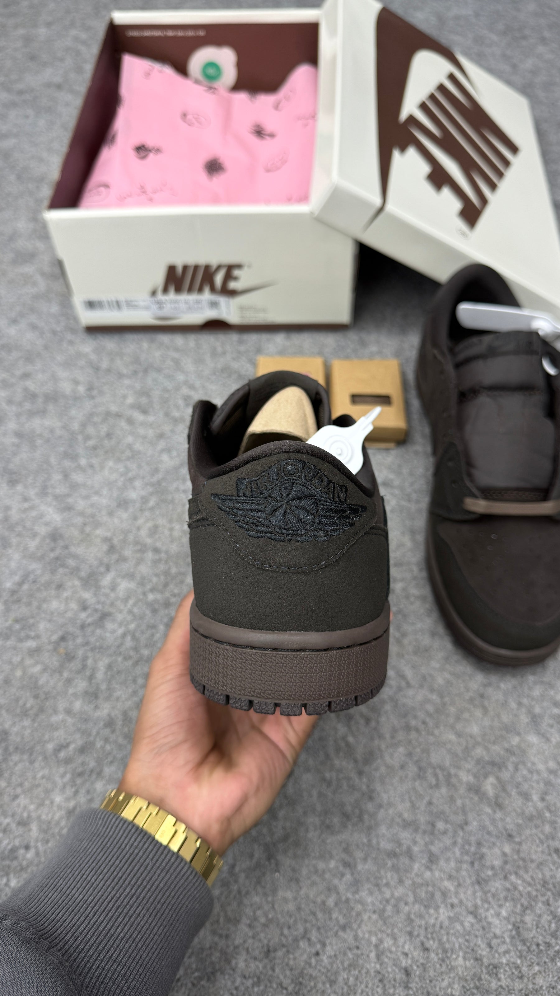 AJ1 Low x Travis Scott 'VELVET BROWN' (UA)