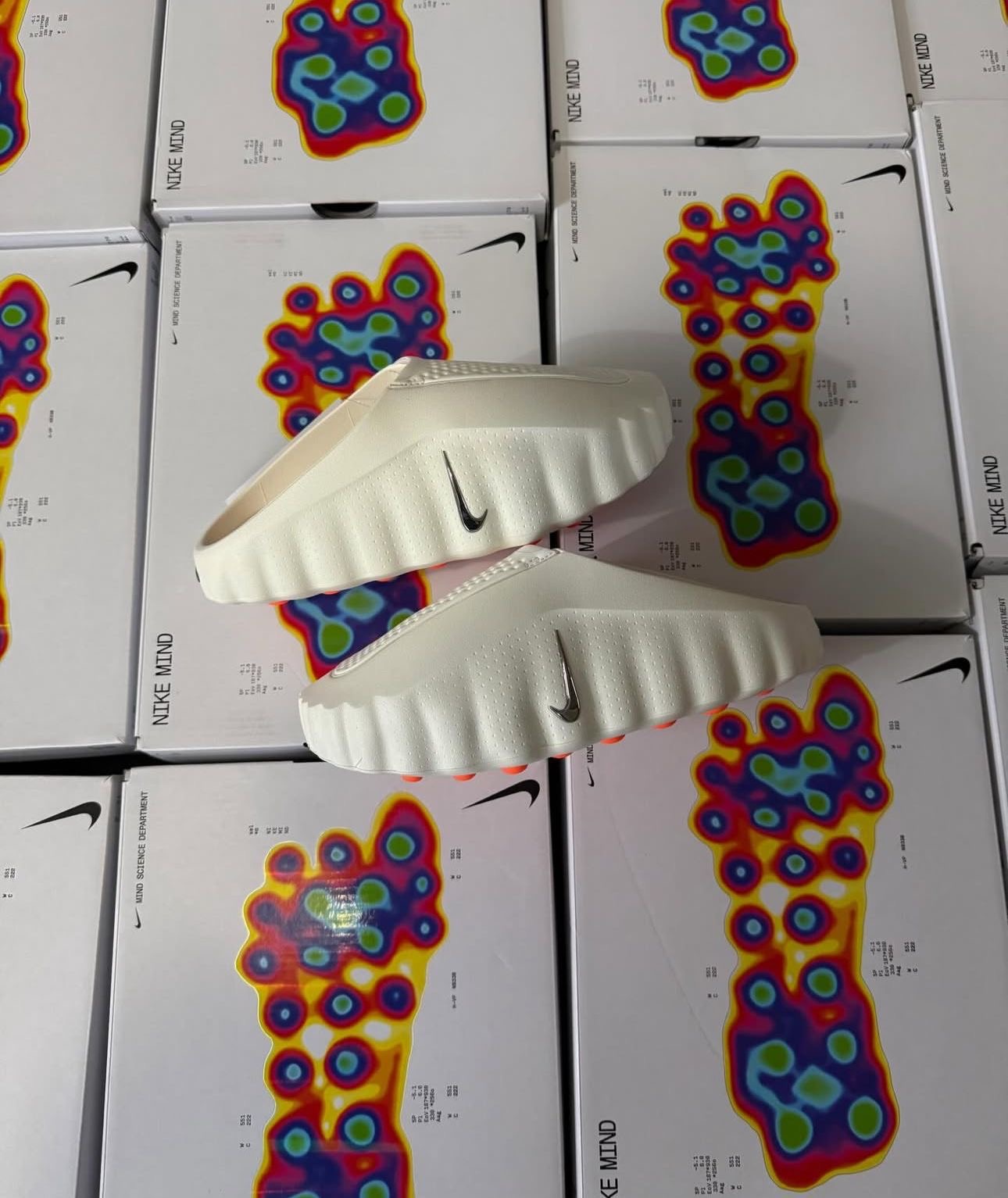 Nike Mind 001 Light Bone Mules