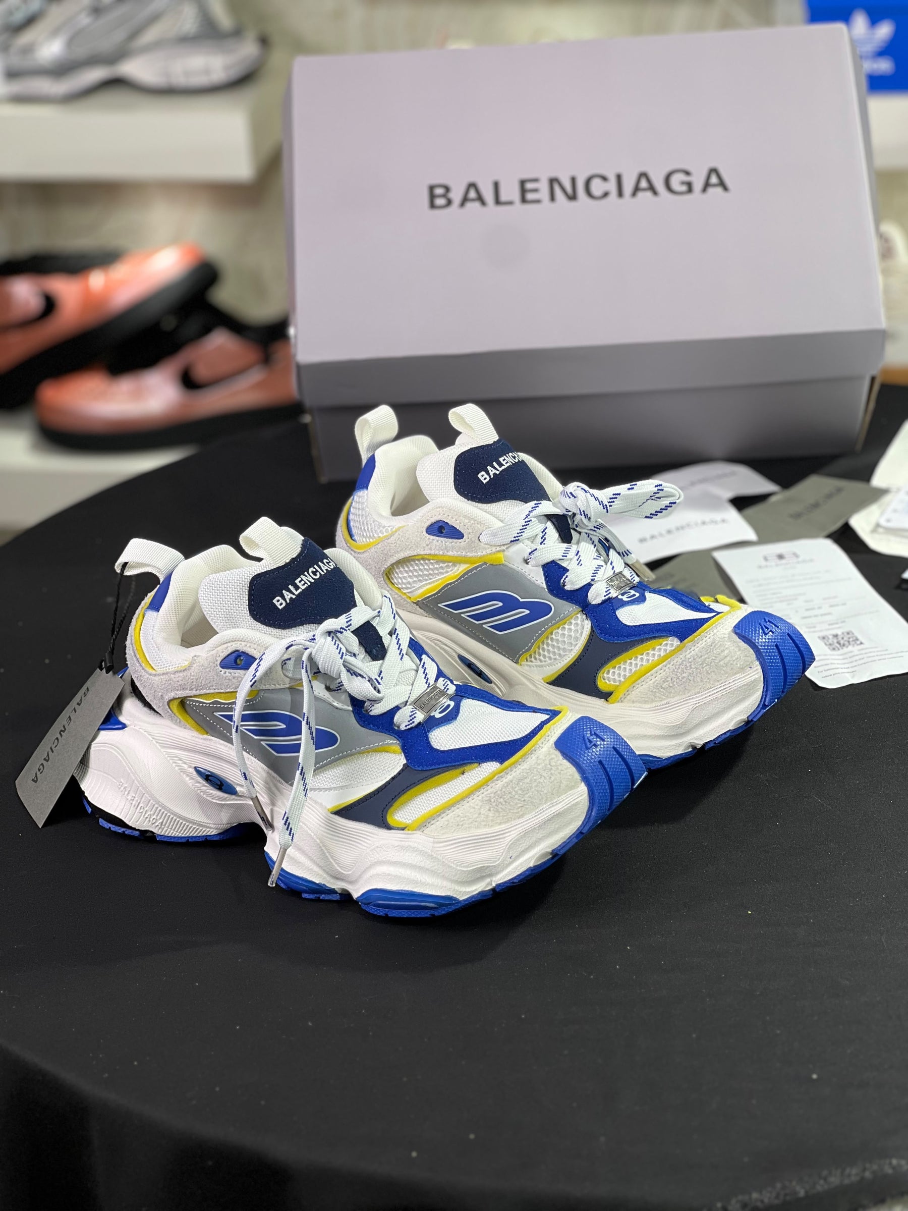 Balenciaga Cargo 10xl Sneaker