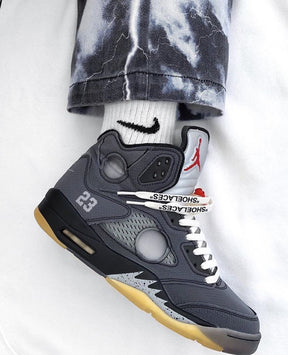 AIR JORDAN x OFF-WHITE  5 RETRO SP 'MUSLIN'