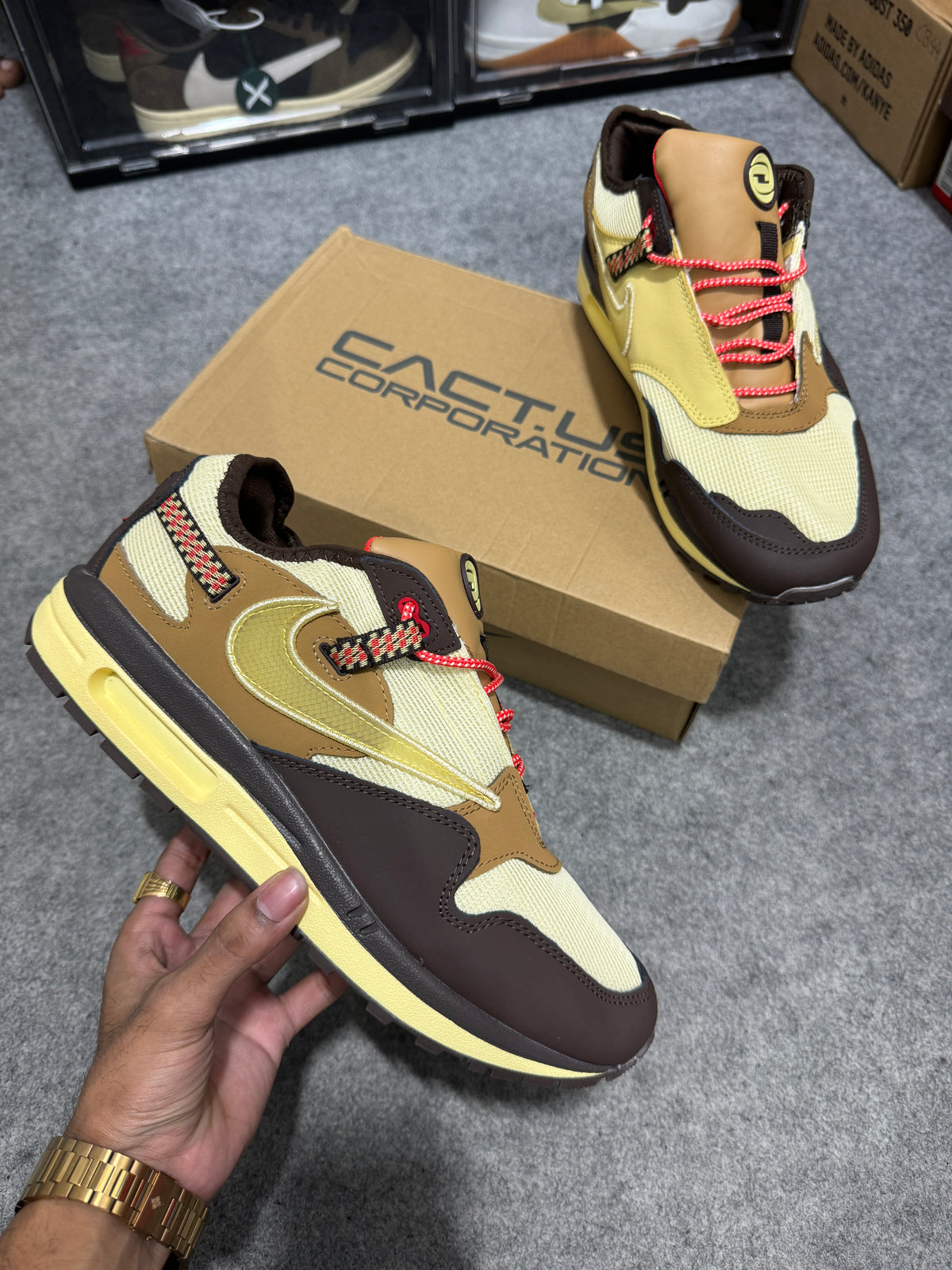 Travis Scott x Nike Air Max 1 Baroque Brown