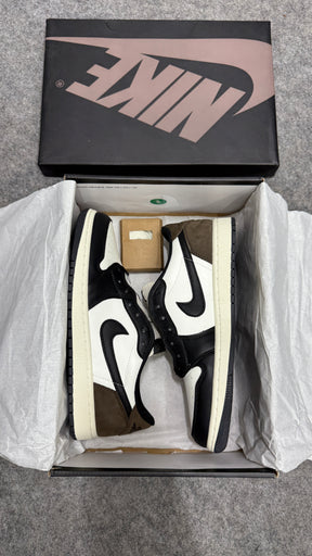 AJ1 Low 'DARK MOCHA'🤎 (UA)