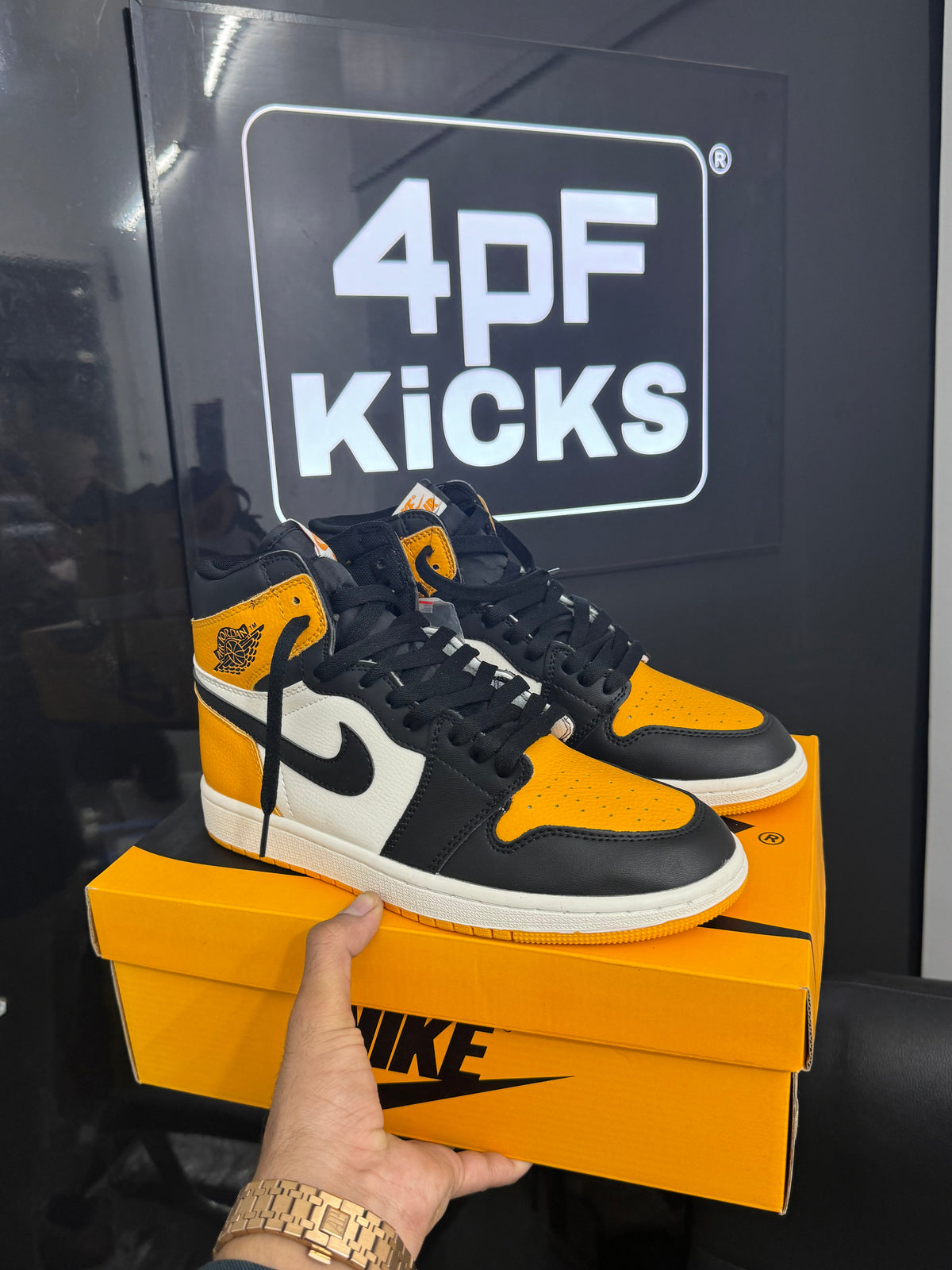 AJ 1 High 'Taxi'