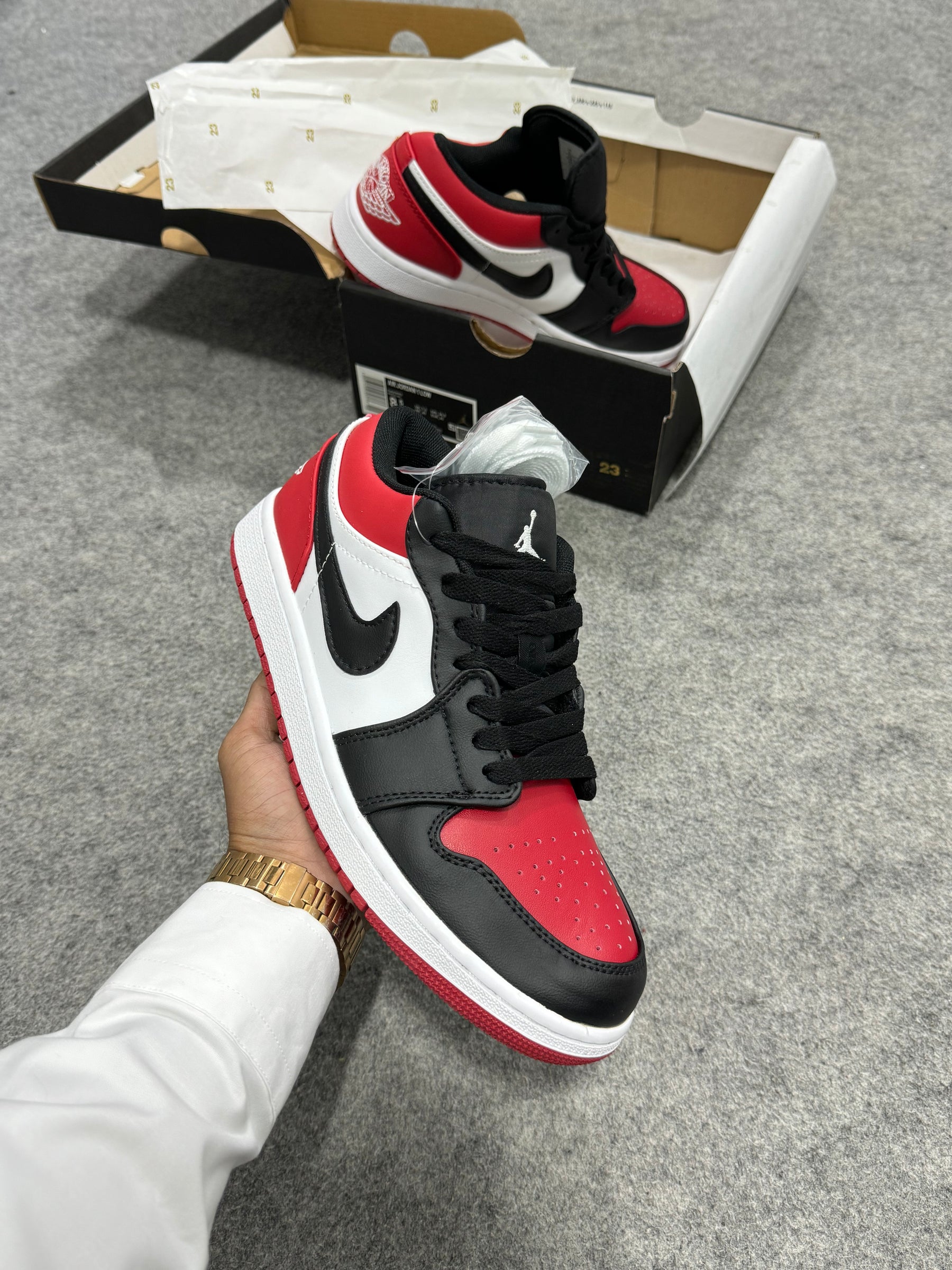 AJ 1 Low 'Bred Toe'